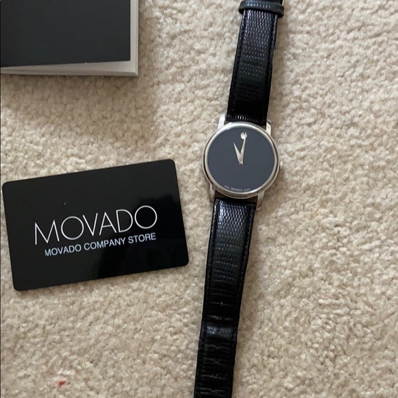 movado men's swiss made hybrid circa leather strap smartwatch